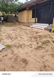 Parcelle en vente à mont-ngafula, CITÉ VERTE du côté Q/DIMEZ  Réf : STATION ENGEN diomi.  tout près du macadam